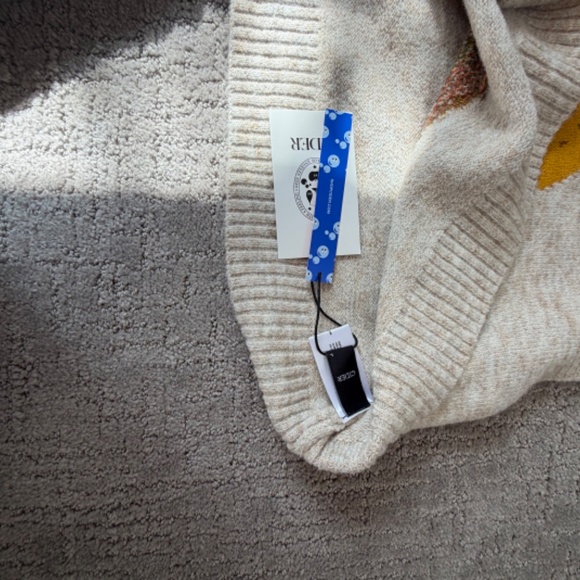 Sweater Vest - Picture 5 of 6